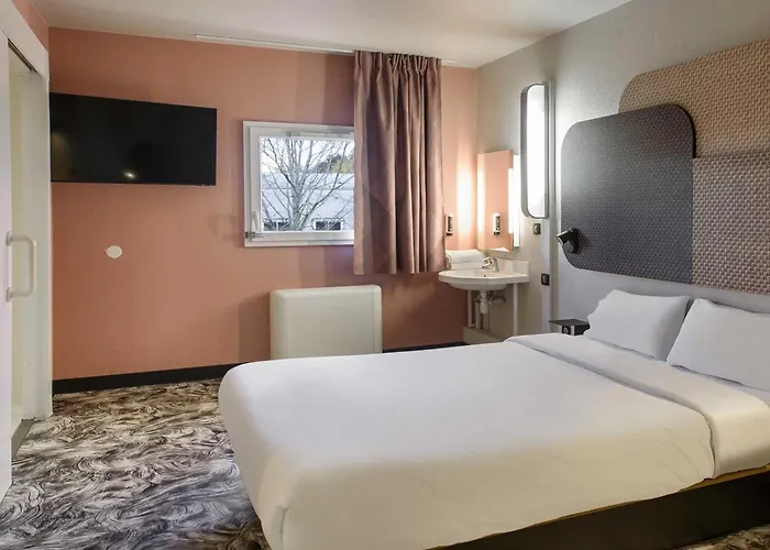 B&B Cite De L'Espace HurelHotel Toulouse